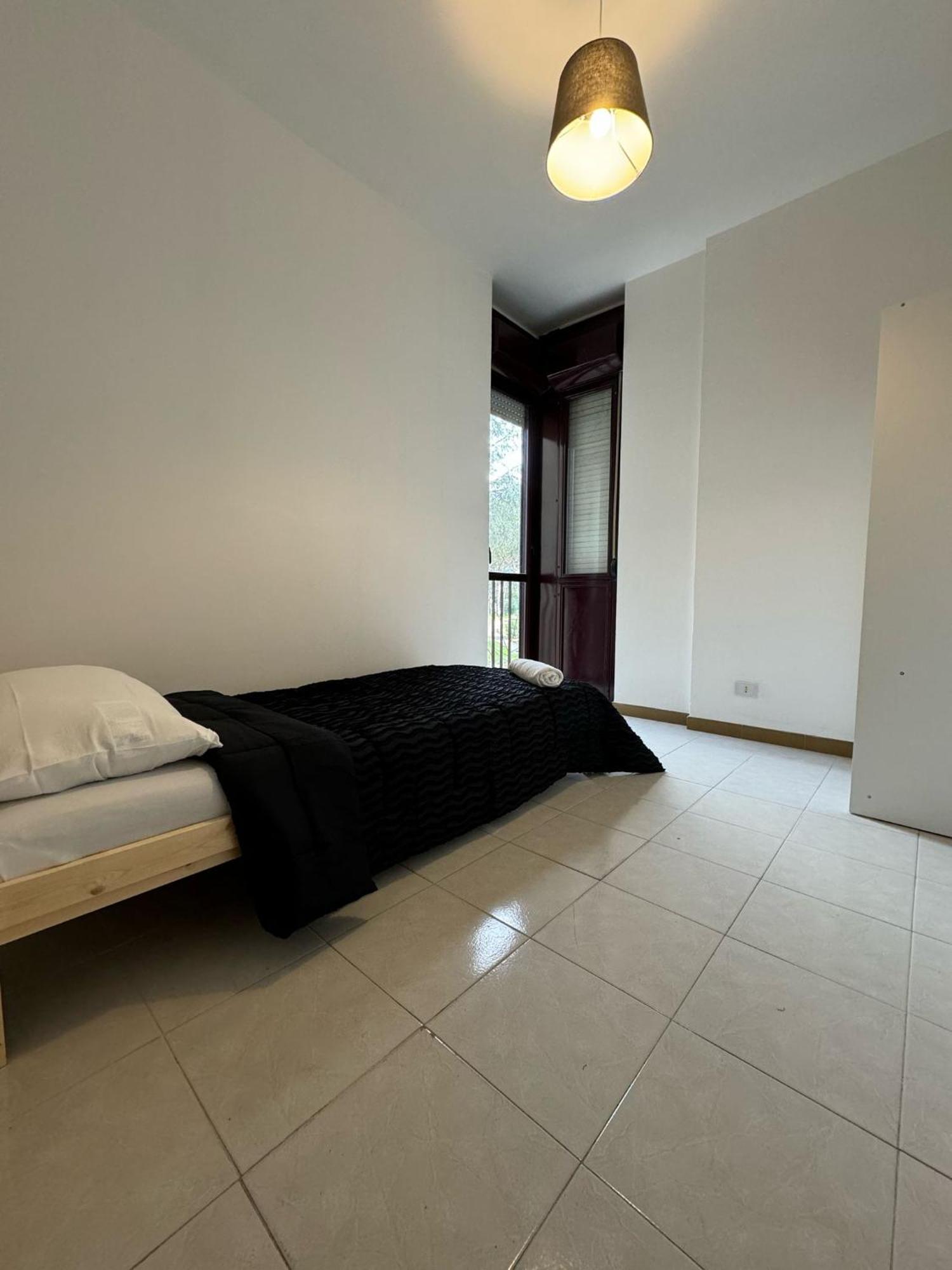 Volturno Guest House Rome Bagian luar foto